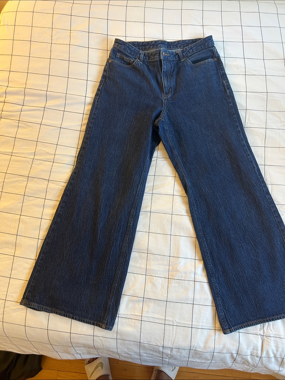 GU Women’s Dark Blue baggie wide-legged Jeans
